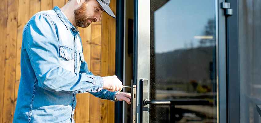 Frameless Glass Storefront Door Locks Replacement in Oakley, CA
