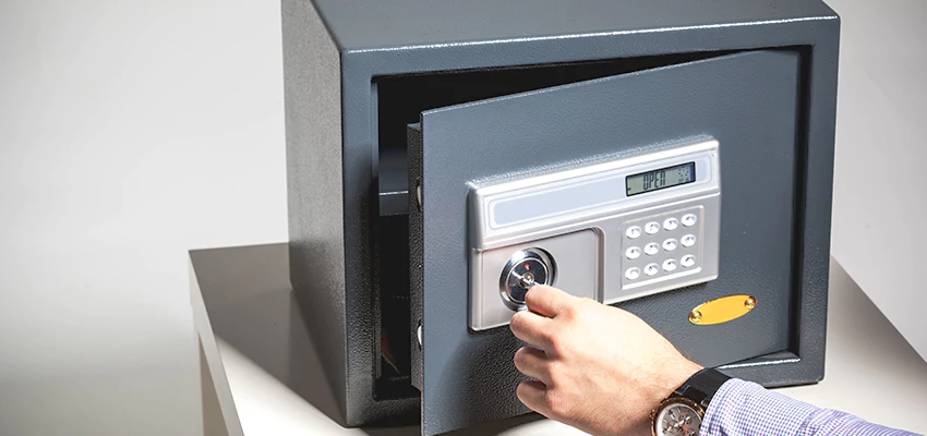 Jewelry Safe Unlocking Service in Oakley, California