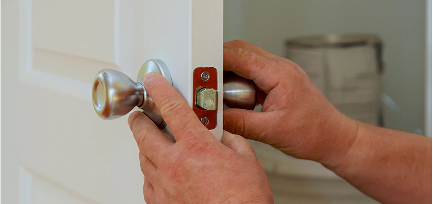 AAA Locksmiths For lock Replacement in Oakley, California